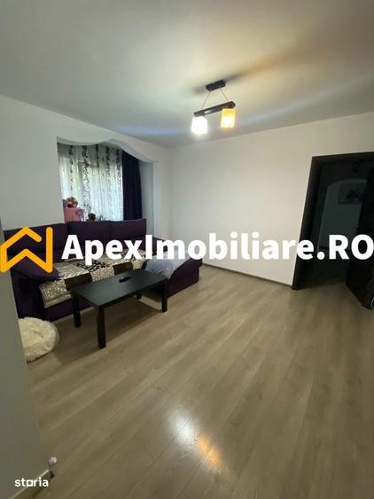 Apartament cu 4 camere decomandat în Lujerului