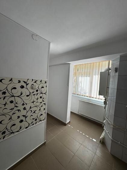 Spațiu comercial, de 34 mp, în