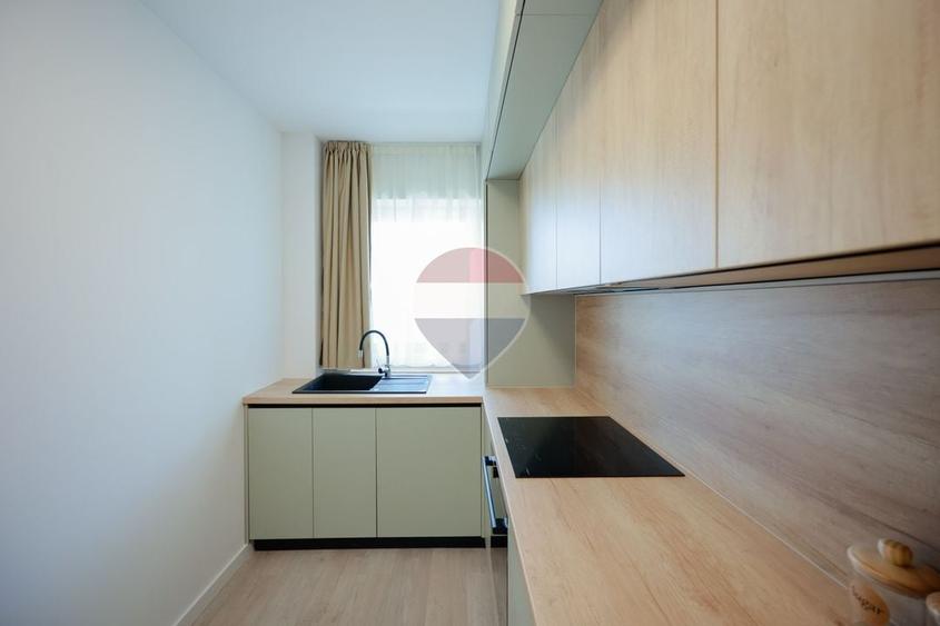 Apartament cu 3 camere semidecomandat, mobilat în Iosia