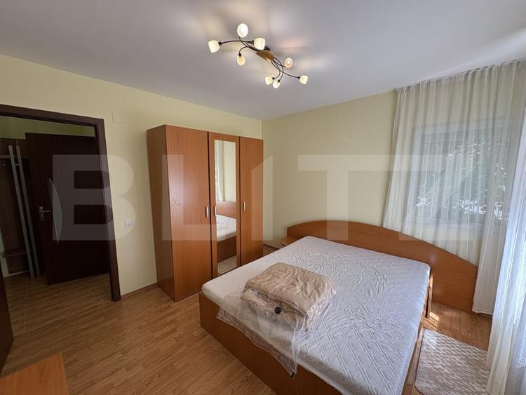 Apartament cu 2 camere semidecomandat, mobilat în Bună Ziua