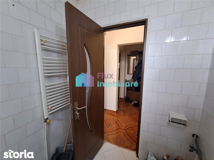 Apartament cu 2 camere decomandat în Precista
