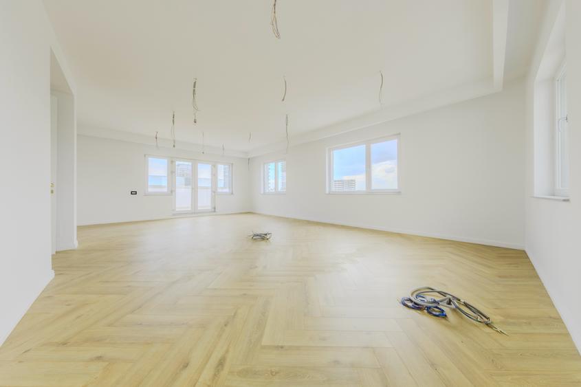 Duplex cu 6 camere cu Canalizare în Timpuri Noi