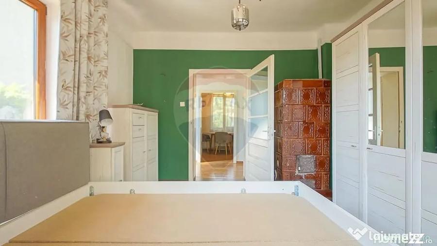 Casă cu 3 camere cu Teren 700 Mp în Central
