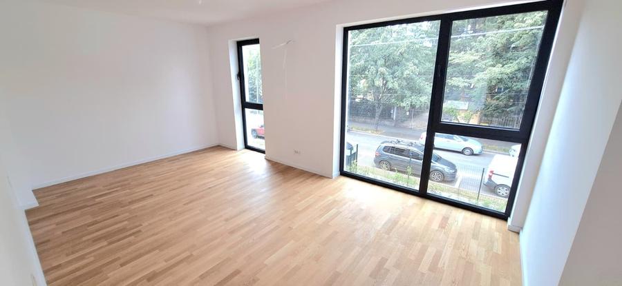 Apartament cu 4 camere în Central
