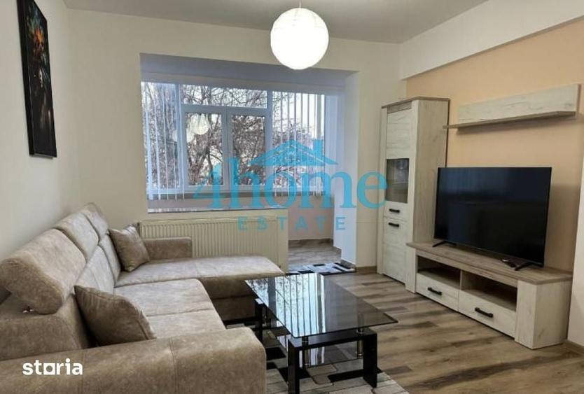 Apartament cu 3 camere în Romană