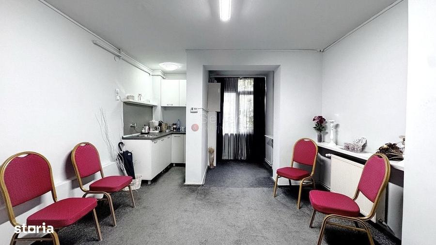 Apartament cu 4 camere în Centrul Civic