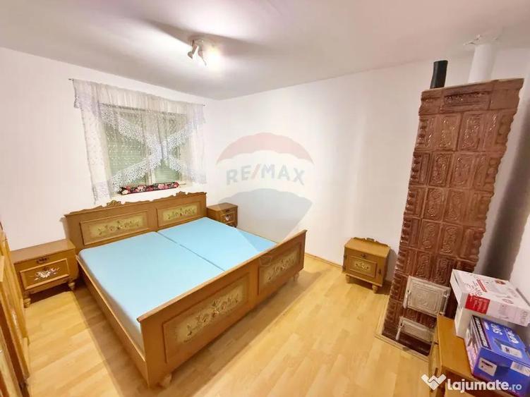 Casă cu 7 camere cu Teren 590 Mp în Macea