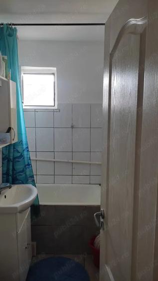 Apartament cu 2 camere decomandat în Hunedoara