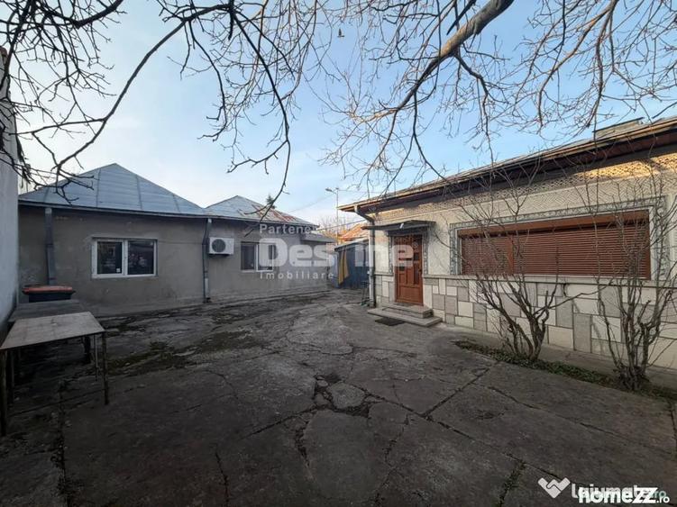 Casă cu 3 camere cu Teren 900 Mp în Giulești