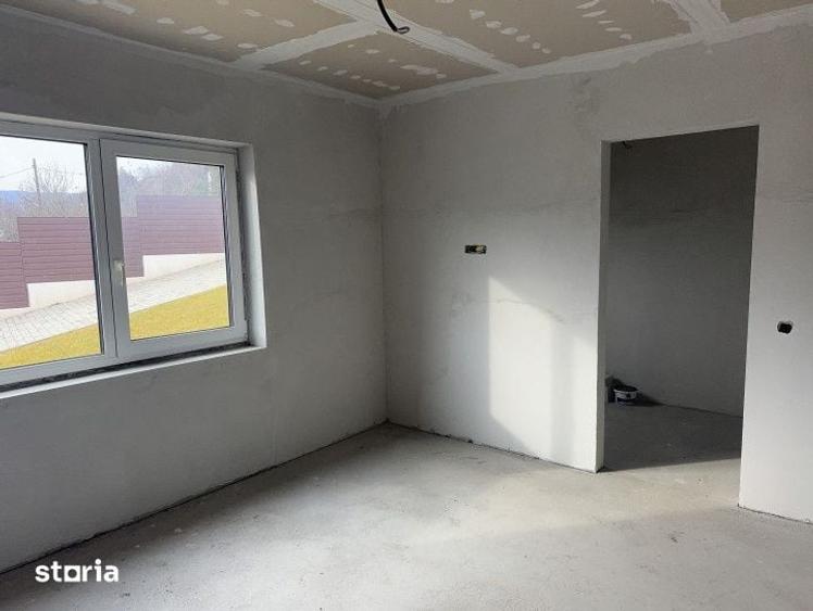 Casă cu 4 camere cu Teren 886 Mp în Sava