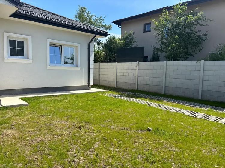 Casă cu 3 camere cu Teren 427 Mp în Central