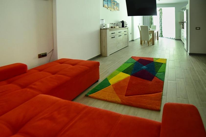 Apartament cu 2 camere semidecomandat în Nord