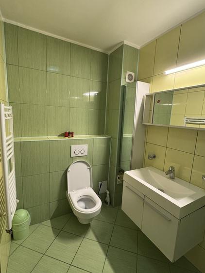 Apartament cu 2 camere semidecomandat în Florești