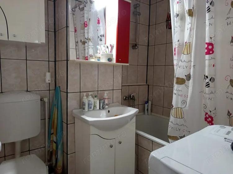 Garsonieră decomandată în Central