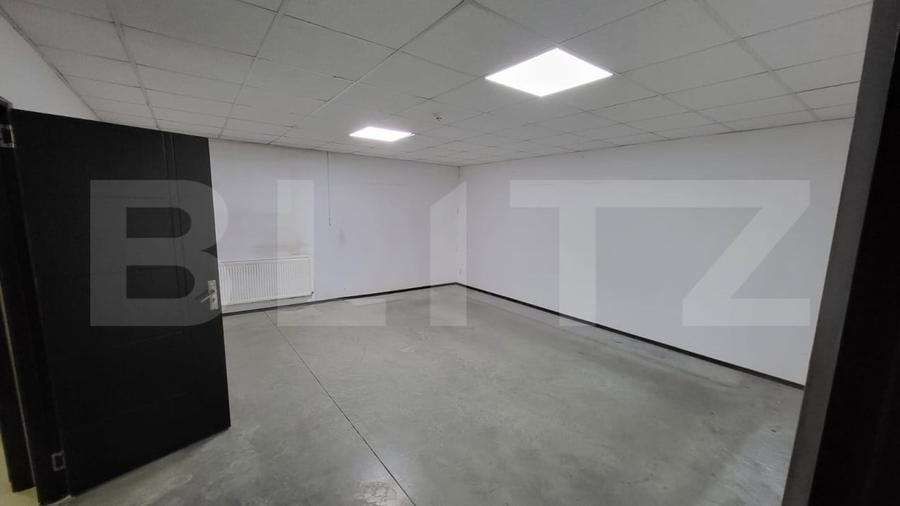 Spațiu comercial, de 210 mp, în Debarcader
