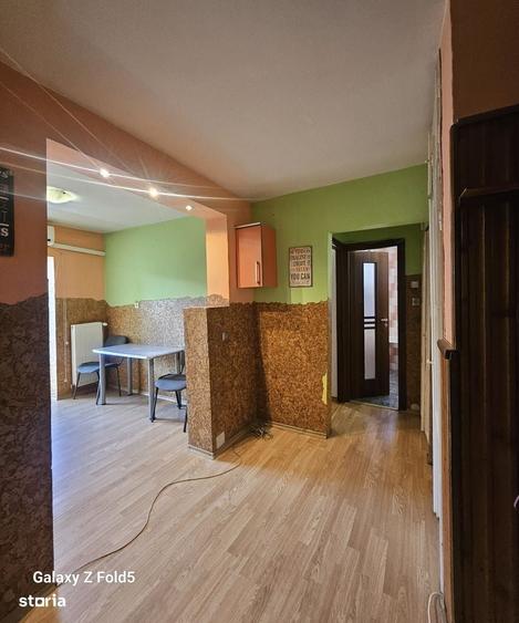Apartament cu 2 camere decomandat în Nufărul
