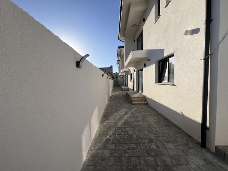 Casă cu 3 camere în Exterior Vest