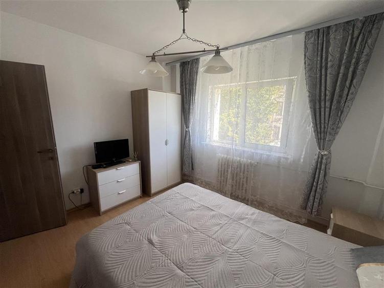 Apartament cu 2 camere decomandat, mobilat în Iancului