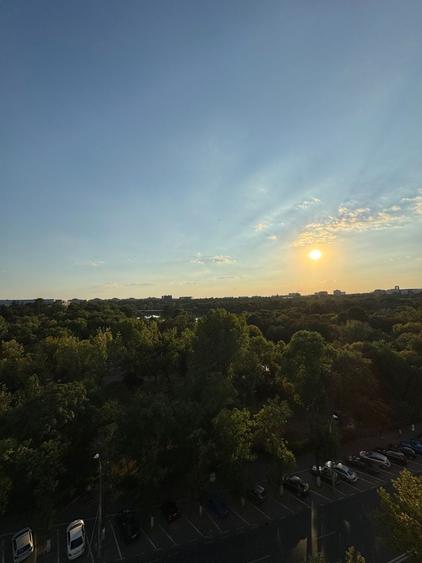 Apartament cu 2 camere semidecomandat, mobilat în Tineretului