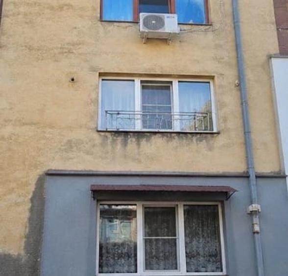 Garsonieră decomandată în Schela
