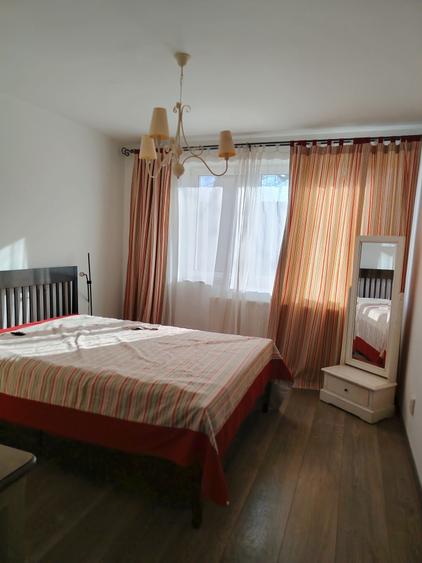 Apartament cu 2 camere semidecomandat, mobilat în 1 Mai