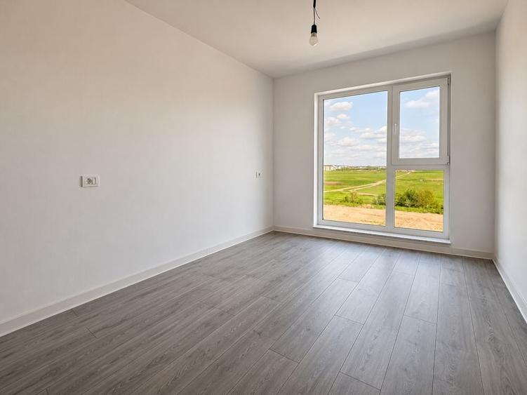 Apartament cu 2 camere decomandat în Giroc