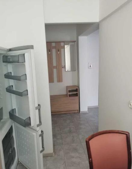 Apartament cu 2 camere decomandat în Mioveni