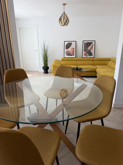 Apartament cu 2 camere decomandat în Central