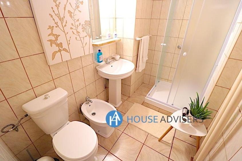 Apartament cu 2 camere, mobilat în Universitate
