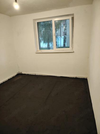 Apartament cu 2 camere semidecomandat în Petros