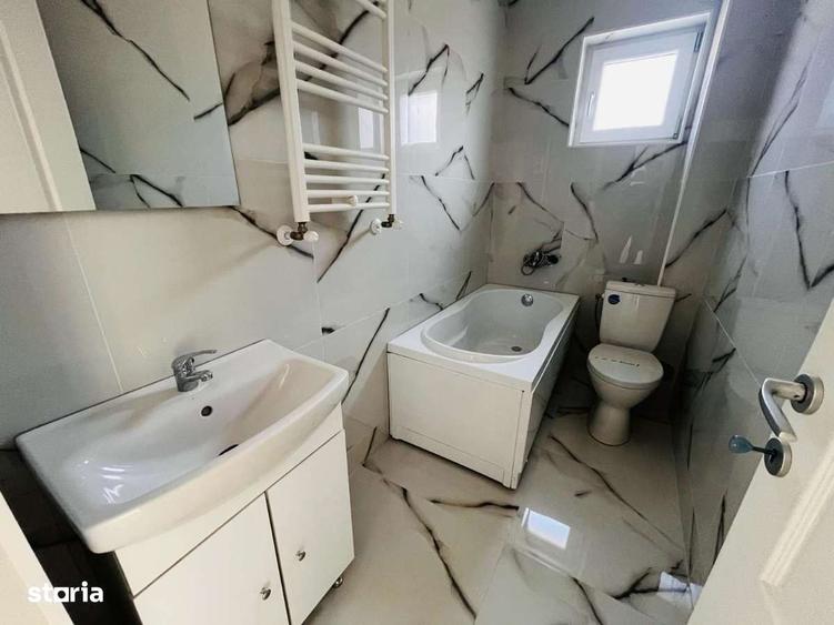 Apartament cu 7 camere decomandat în Cug