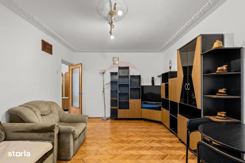 Apartament cu 3 camere în Podgoria