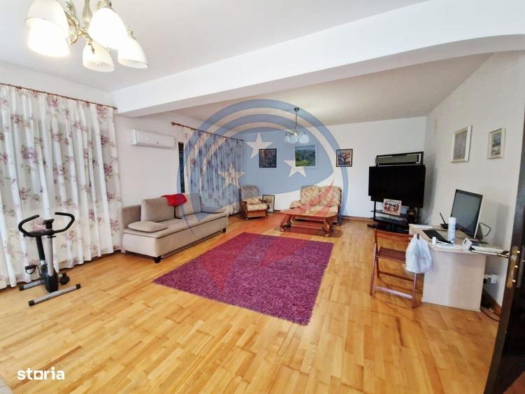 Casă cu 4 camere în Coșoveni