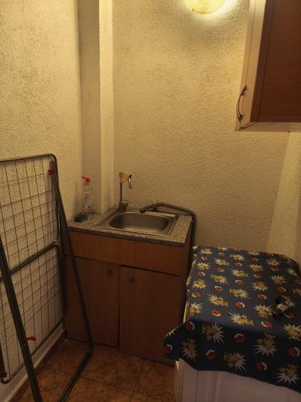 Garsonieră decomandată în Plopi