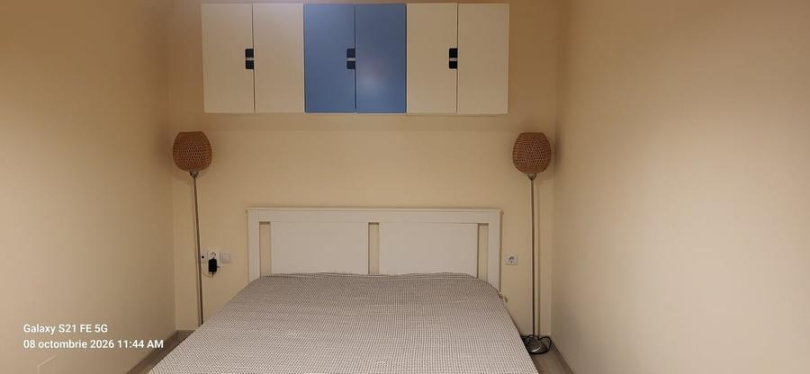 Apartament cu 2 camere semidecomandat în Berceni