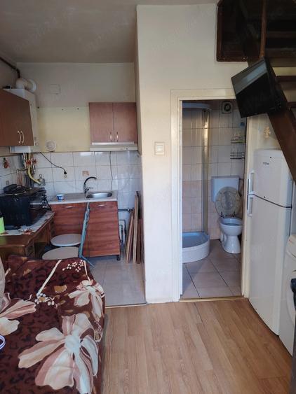 Proprietar inchiriez apartament 2 camere - 4