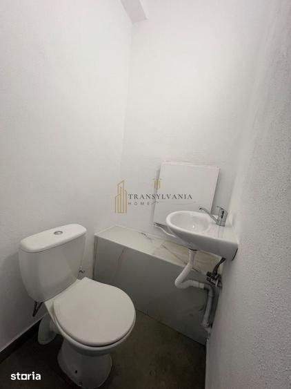 Casă cu 4 camere cu Teren 1300 Mp în Central