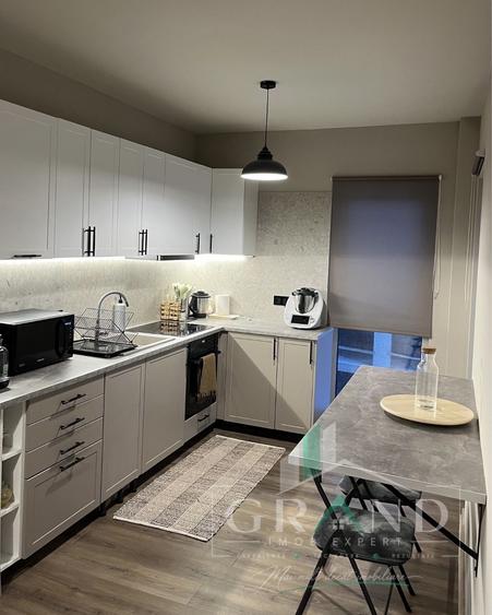 Apartament cu 2 camere decomandat, mobilat în Chinteni