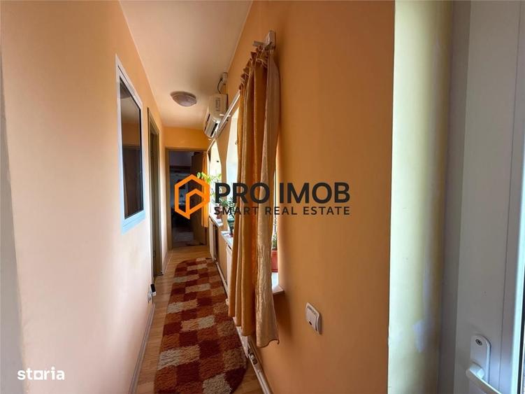 Casă cu 4 camere decomandat în Mărăcineni