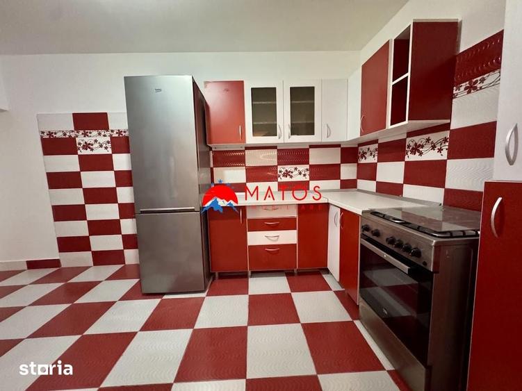 Casă cu 3 camere cu Teren 384 Mp în Mușcel