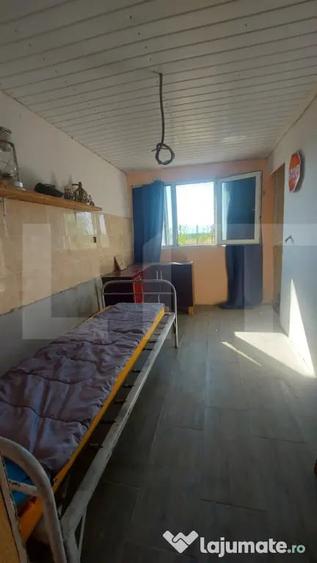 Casă cu 2 camere cu Teren 450 Mp în Dobolii de Jos