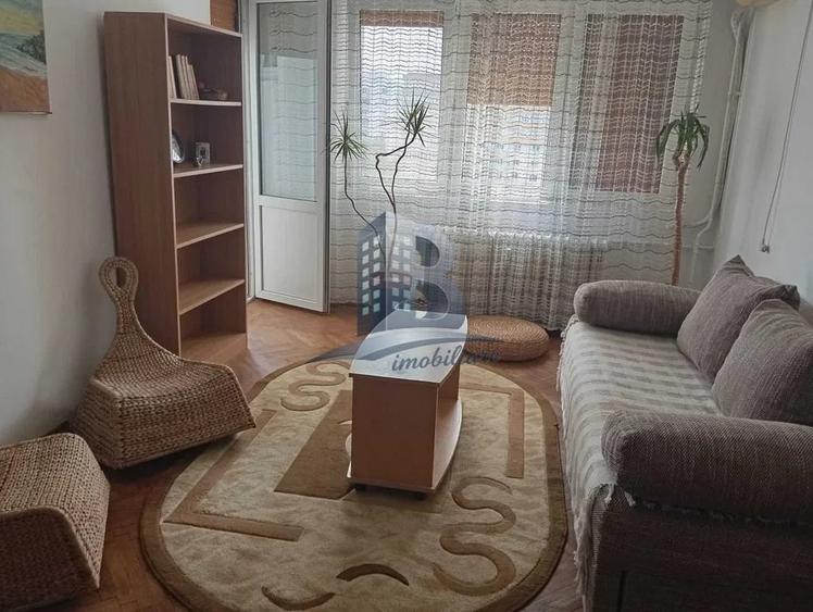 Apartament cu 2 camere semidecomandat, mobilat în Drumul Taberei