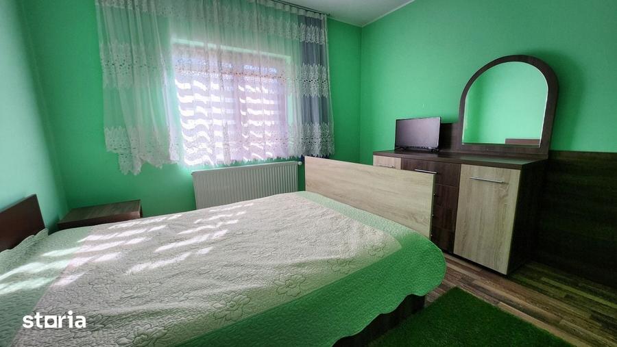 Casă cu 4 camere cu Teren 595 Mp în Prundu