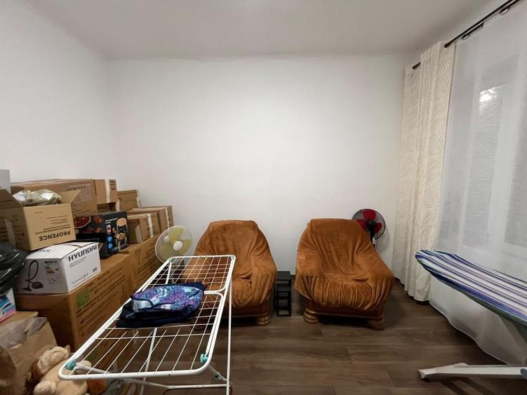 Casă individuală cu 5 camere cu Canalizare în Unirii