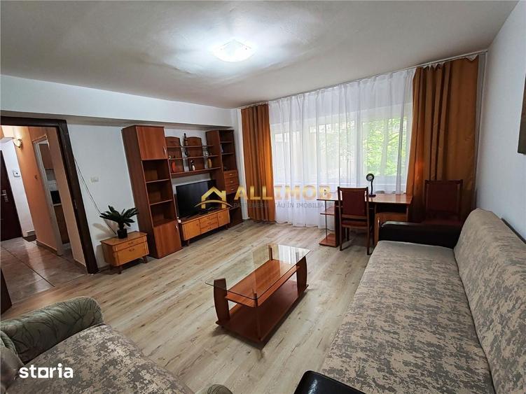 Apartament cu 2 camere semidecomandat în Democrației