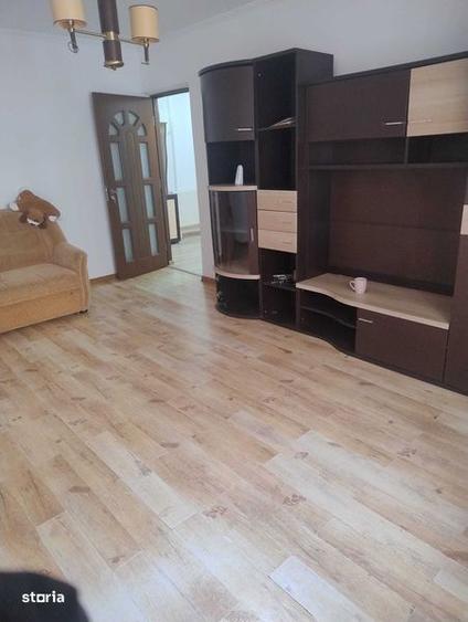 Vand apartament 2 camere Zona Industriala - 5