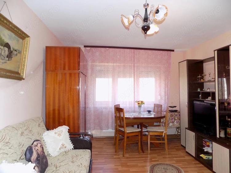 Apartament cu 2 camere decomandat în Independenței