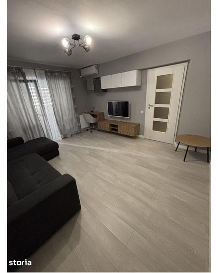 Apartament cu 3 camere, mobilat în Metalurgiei