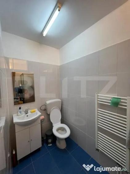 Spațiu comercial, de 44 mp, în Central