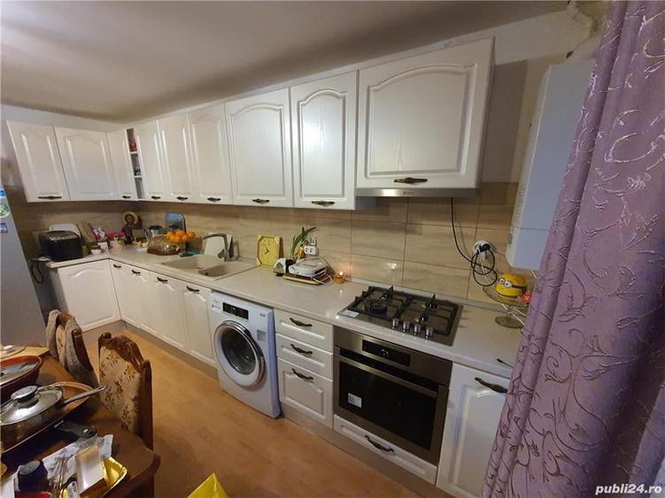 Casă cu 4 camere cu Teren 500 Mp în Odaia Manolache